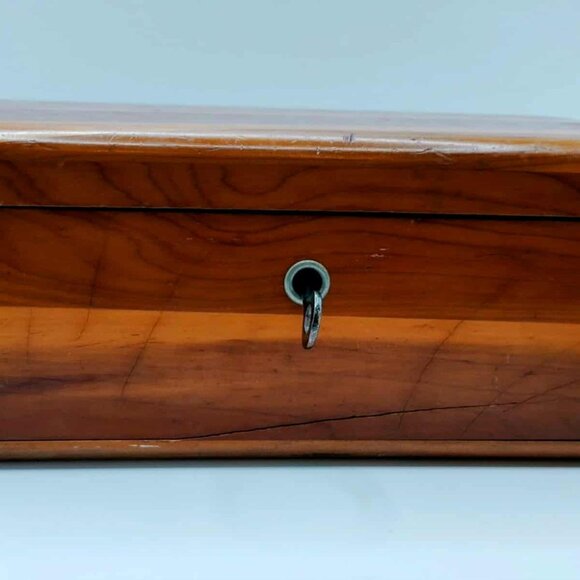 CEDAR CHEST  Jewelry Box VINTAGE LANE  Trinket Box W/Key - Picture 3 of 9